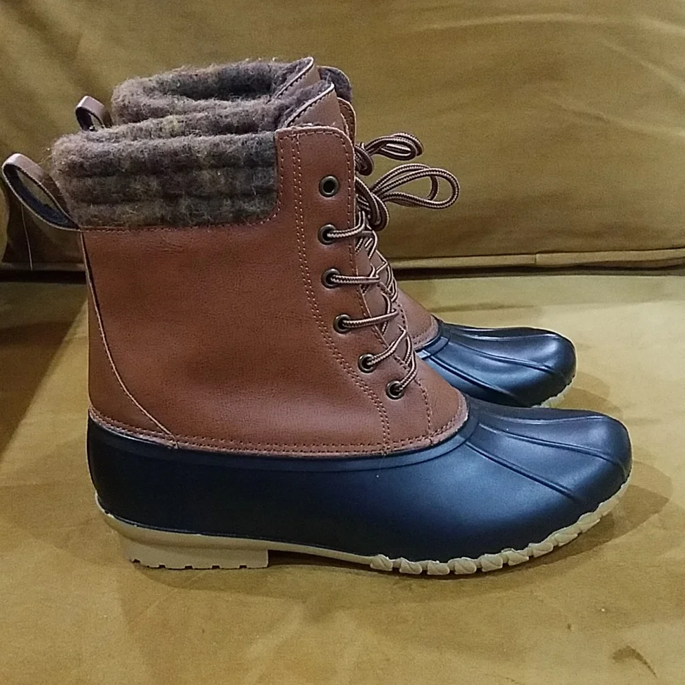 Magellan Outdoors Duck Boots Women's 11 - Picture 14 of 15